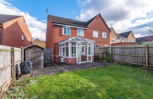 Alvaston House | Mandarin Styles 3 Bedroom w/Garden in Derby