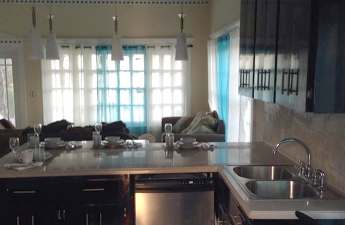 Mangrove Cay Villa | Mangrove Cay Sea View Villas