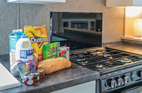 Milford on Sea House | Maple Brook Gorgeous Holiday Lodge Near New Forest