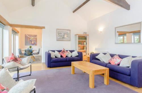 East Horrington House | Marigold