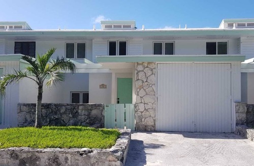Great Harbour Cay House | Marina Townhouse #12 with Boat Slip Included! RO water, Fast WIFI