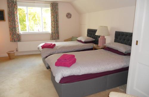 Little Kimble Bed & Breakfast | Mayertorne Cottage