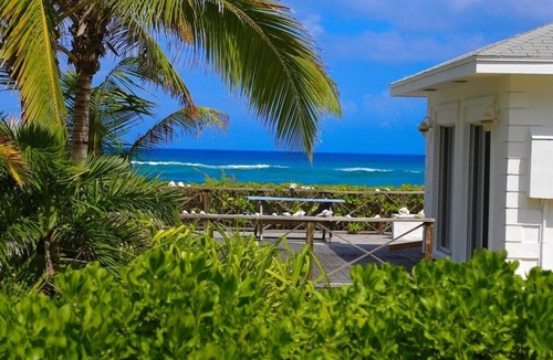 Governor's Harbour Cottage | Med Point 1 Bedroom Home