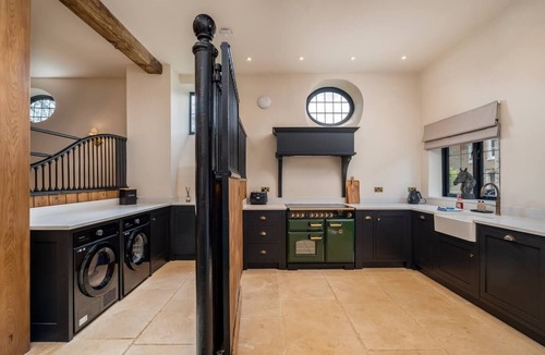 Brill House | Merlin's Stables - Country Retreat - Pass the Keys