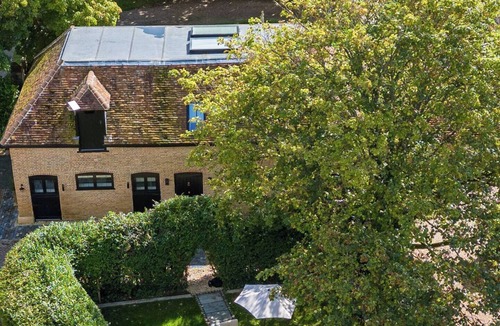 Brill House | Merlin's Stables - Country Retreat - Pass the Keys