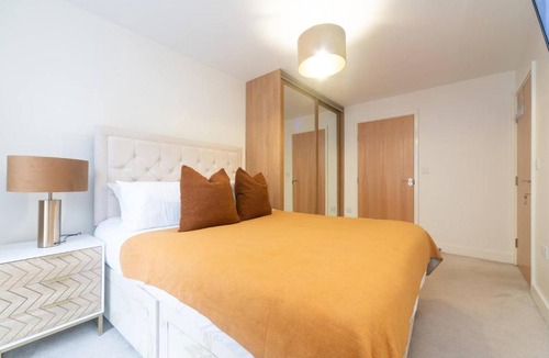 Whittington Apartment | Modern 2Bedroom & 2Bathroom Apartment in Colindale - North London - Pass the Keys