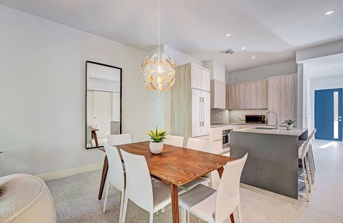 Westwind Apartment | Modern 2BR Steps to Beach Gated Community w/Gym