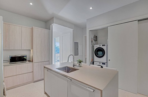 Westwind Apartment | Modern 2BR Steps to Beach Gated Community w/Gym