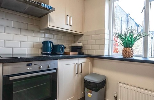Camden Town Apartment | Modern 5-Bedroom Apartment in Prime Location