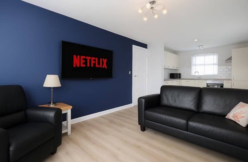 Bedford Apartment | Modern Bedford Home | Sleeps 4 | Parking | Close to Town