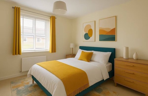 Bedford Apartment | Modern Bedford Home | Sleeps 4 | Parking | Close to Town