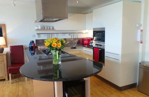 Seasalter House | Modern Coastal House near Whitstable with Spectacular Sea Views