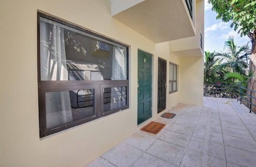 Paradise Island Condo | Modern condo: Steps from Atlantis & Beach