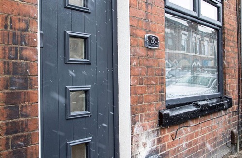 Stoke-on-Trent House | Modern & Exclusive home away from home