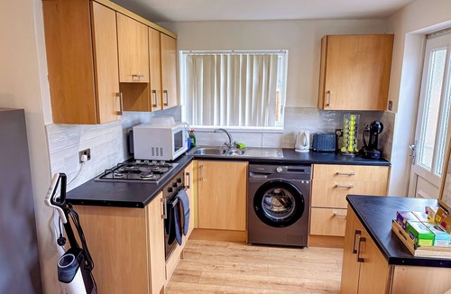 Whiston House | Modern Family Home Near Liverpool | Parking | Sleeps 5