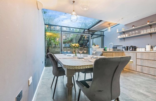 Camden Town House | Modern | Spacious | Luxury 4 Bed in Camden Town