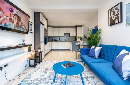 Harrow Apartment | Modern Two Bedroom Apartment in Harrow