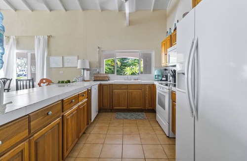 Gregory Town House | Moonflower on Beautiful Gaulding Cay Beach