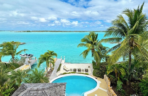 Hartswell House | Moriah Harbour-Thevine House-private dock & pool.By ocean,amazing view & scenery