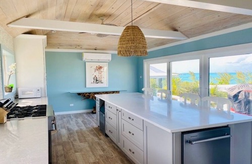 William's Town Villa | Most Luxurious Beachfront 6500 soft Estate w/pool, jacuzzi and Kayaks.
