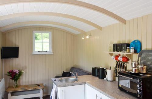 Llanthony House | Mountain View