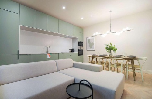 Market Street Apartment | Mysa at The Heim