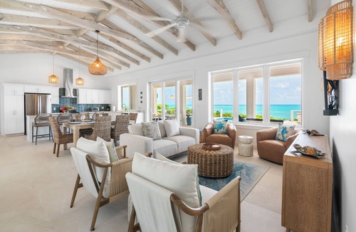 Great Exuma Villa | New, Great Exuma - Pool, Bocce & Pickleball - Ocean Views, Central Location!