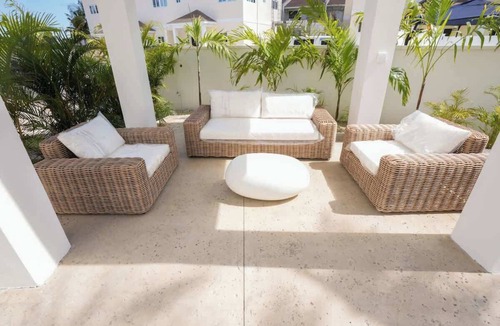 Nassau House | NEW Luxury Condo/Pool/Location/Baha Mar UNIT 3