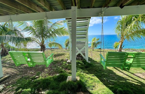 Rainbow Bay House | NEW POOL! Luxury waterfront! "Rainbow Charm" *GAME ROOM!*