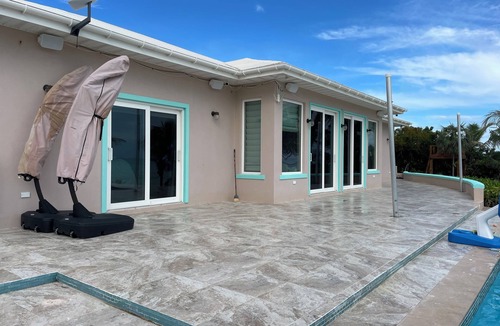 Morris Settlement House | New Private Pool, Private Beach and Flat, Private House, what else do you need?