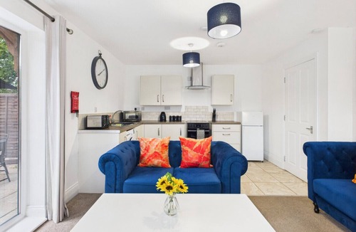 Wychbold House | *New* | Saxon Way | Gym | Pool & Spa