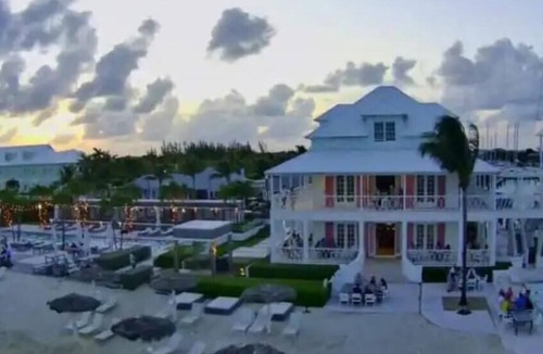 Nassau Apartment | Newly built Suite within walking distance from beach and Palm Cay