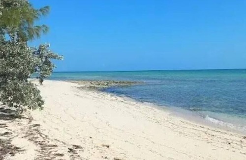 Nassau Apartment | Newly built Suite within walking distance from beach and Palm Cay
