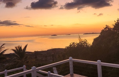 South Palmetto Point House | Newly Remodeled Home on Calm Caribbean w/Sunset Views, Snorkeling, Generator!
