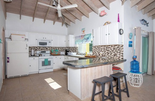 Current House | Newly Remodeled Estate Directly on the Calm Caribbean w/Pool, Views