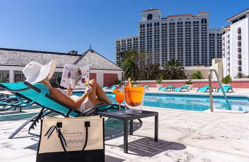 Nassau Condo | Newly Renovated Modern 2BR - Next to Baha Mar