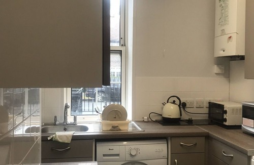 Wormholt and White City Apartment | Nice 1 bed flat close to central London. Shepherd’s Bush