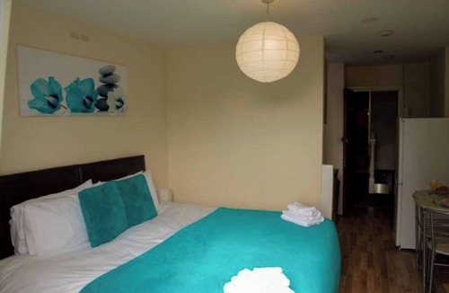 Boxmoor House | Nice and lovely apartment located not far from Hemel Hempstead station and food.