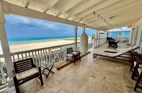 Alice Town House | Oceanfront Villa/Private Beach/Walkway with Amazing sunsets and views of the sea