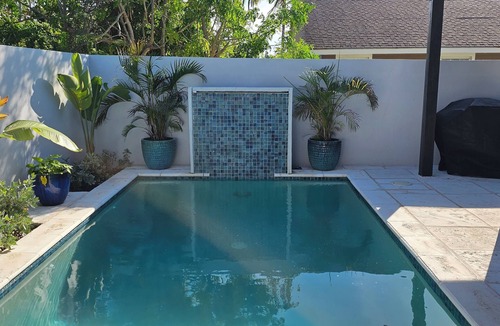 Nassau House | Ocean Breeze Oasis - Private Pool, AC, WiFi, 5-Min Drive to Beach