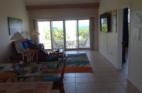 Green Turtle Cay House | OCEAN FRONT Conch Shell-Green Turtle Cay with a dock- 15% SUMMER DISCOUNT!