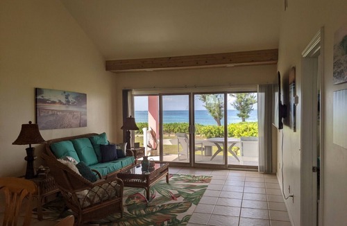 Green Turtle Cay Villa | OCEAN FRONT Conch Pearl -Green Turtle Cay with a dock! 15% SUMMER DISCOUNT!