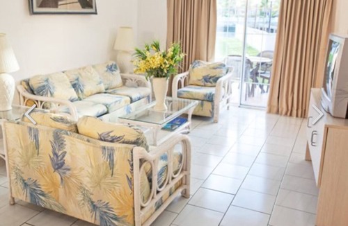 Bahama Reef Resort | Ocean Reef Yacht Club & Resort! Unit Sleeps 4 total with Full kitchen!
