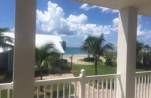Alice Town Apartment | Ocean View , steps from the private beach 2 Bedroom Condo Up to 6 guests