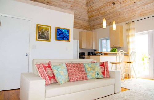 Nassau Apartment | Ocean View Cottage at Orange Hill Beach