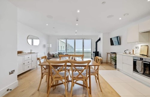 Lynmouth Apartment | Ocean View