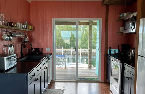 Port Royal House | Ocean view home on canal w/dock in South Bimini