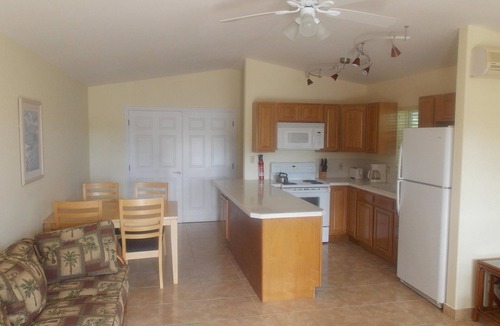 Tar Bay Condo | Ocean View Living on Tranquil Island