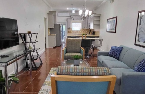Nassau Villa | Ocean View Luxury Villa - Private Pool, AC & Wi-Fi, 5 Min Drive to Beach