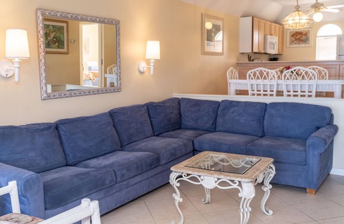 Nassau Villa | Ocean View Villa at Beautiful White Sand Beach - Free Parking & Wifi by RedAwning
